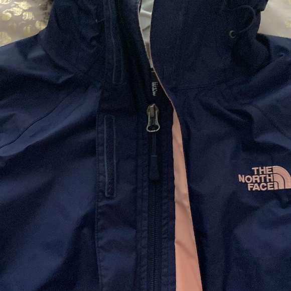 The North Face Navy Blue and Pink Rain Jacket - Picture 4 of 11